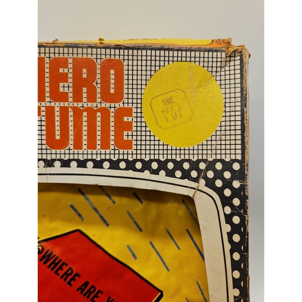 Vintage 1971 Scooby Doo 833 Ben Cooper TV Hero Costume Missing Mask Box Damage - Picture 2 of 16